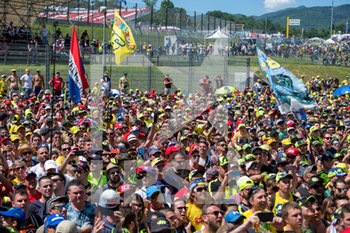 2019-06-02 - Invasione di pista motogp - GRAND PRIX OF ITALY 2019 - MUGELLO - PODIO MOTOGP - MOTOGP - MOTORS